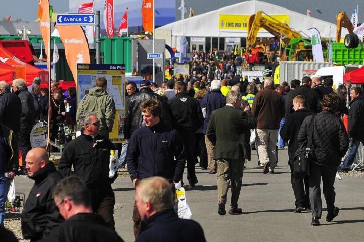 英國國際工程機械現場演示作業展覽會Plantworx(m.69836.cn)
